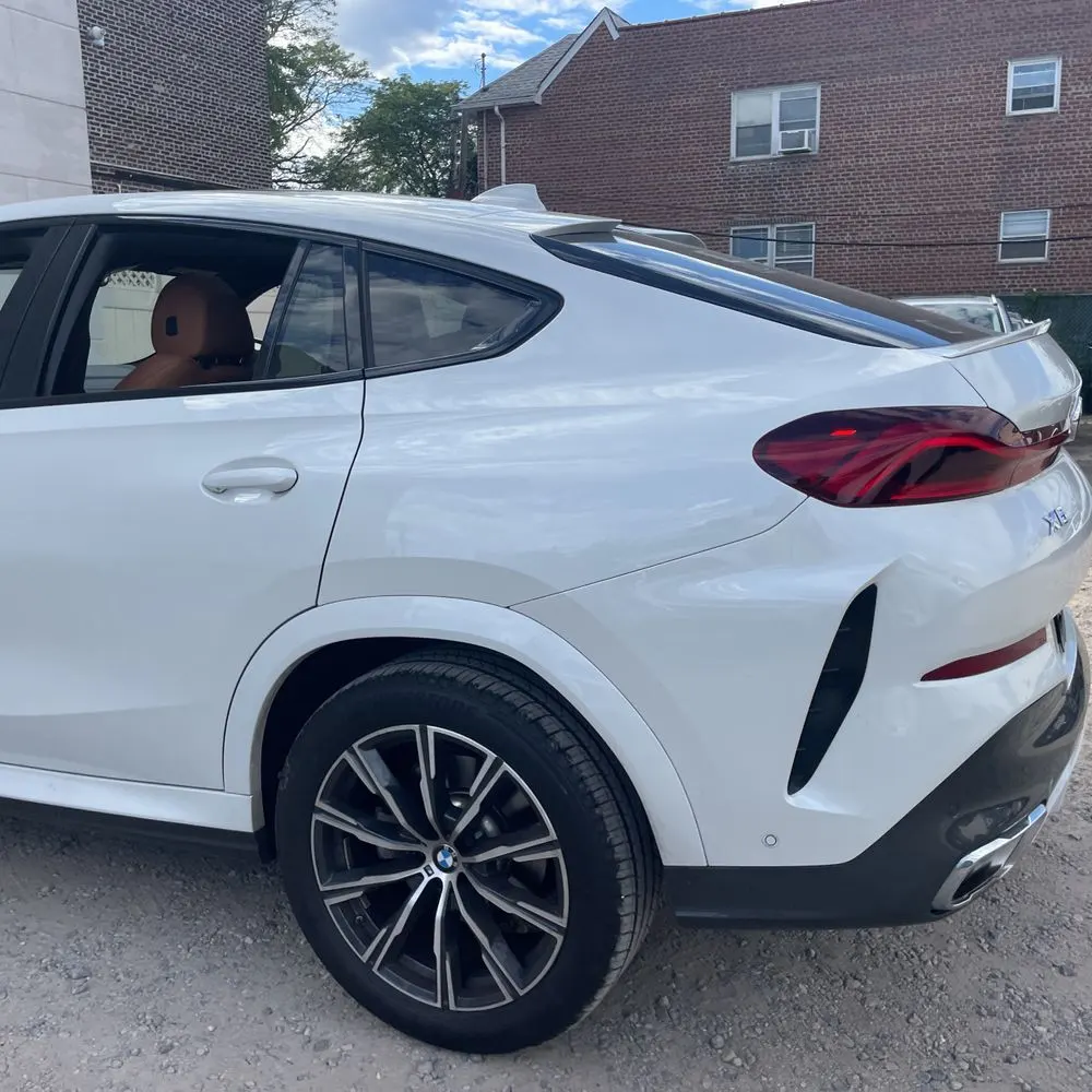 2023 BMW X6 XDrive40i