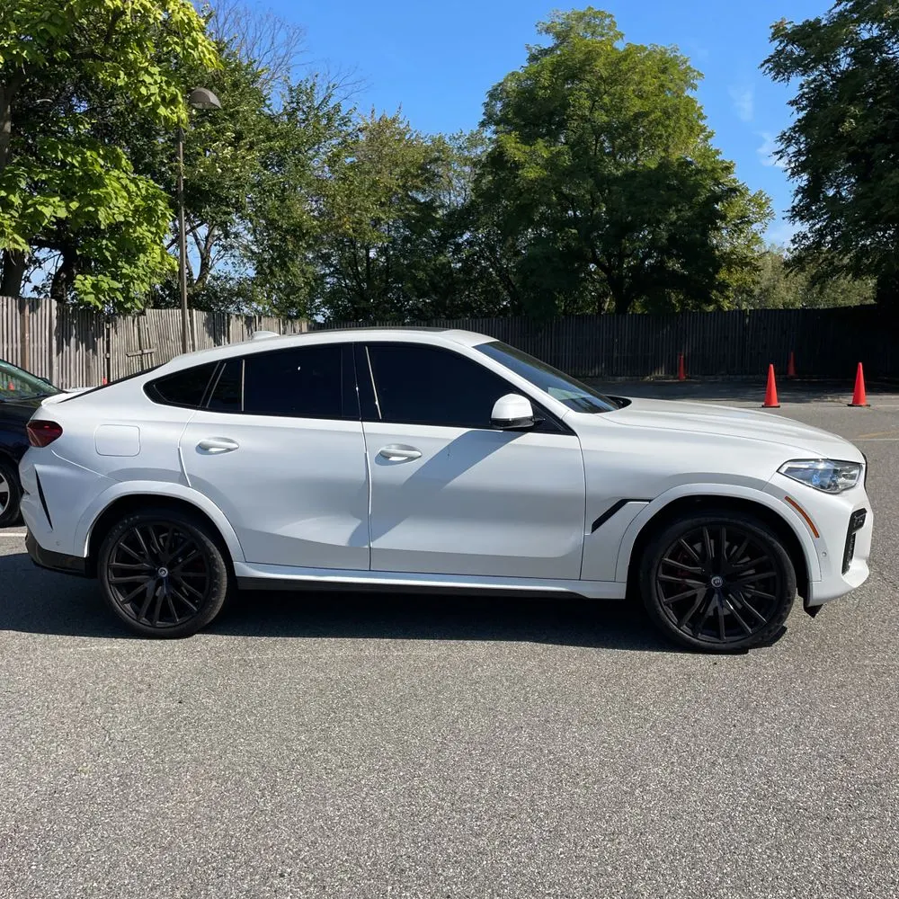 2023 BMW X6 M50i