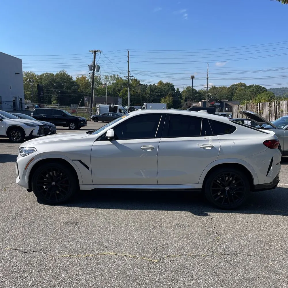 2023 BMW X6 M50i