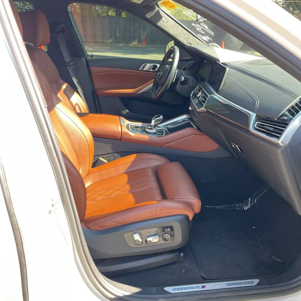 2023 BMW X6 M50i