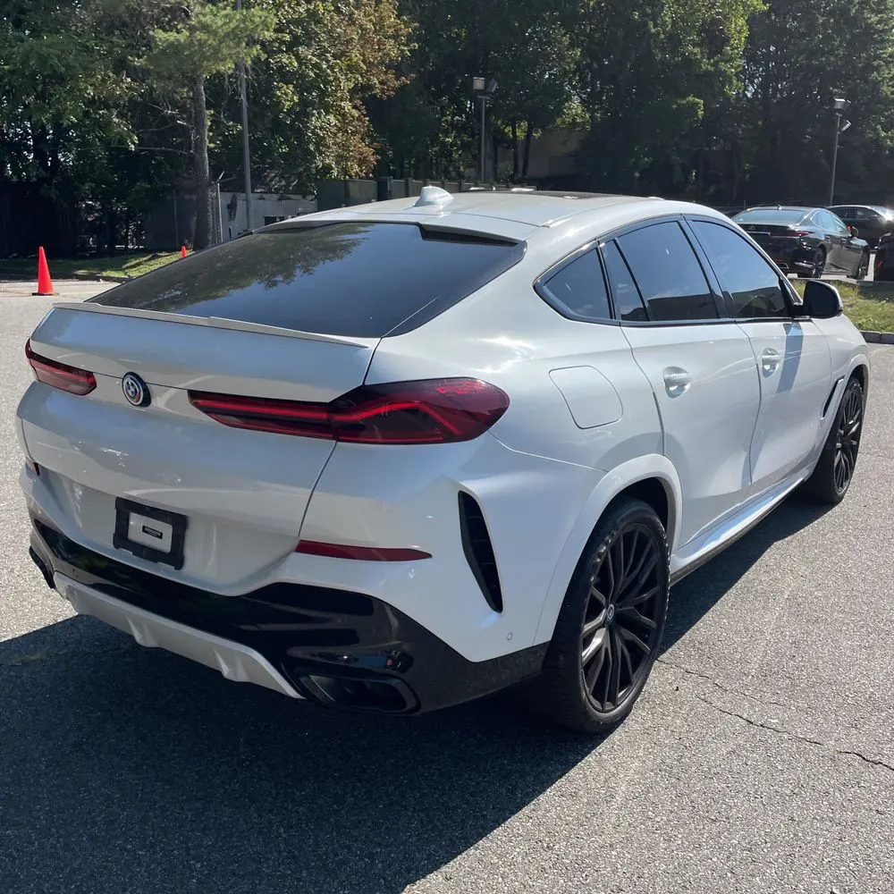 2023 BMW X6 M50i