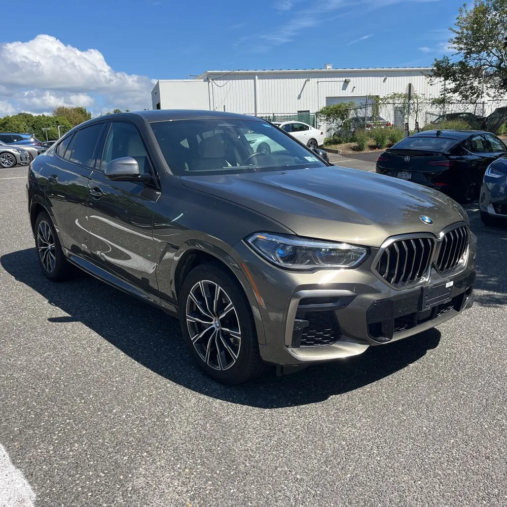 2023 BMW X6 M50i