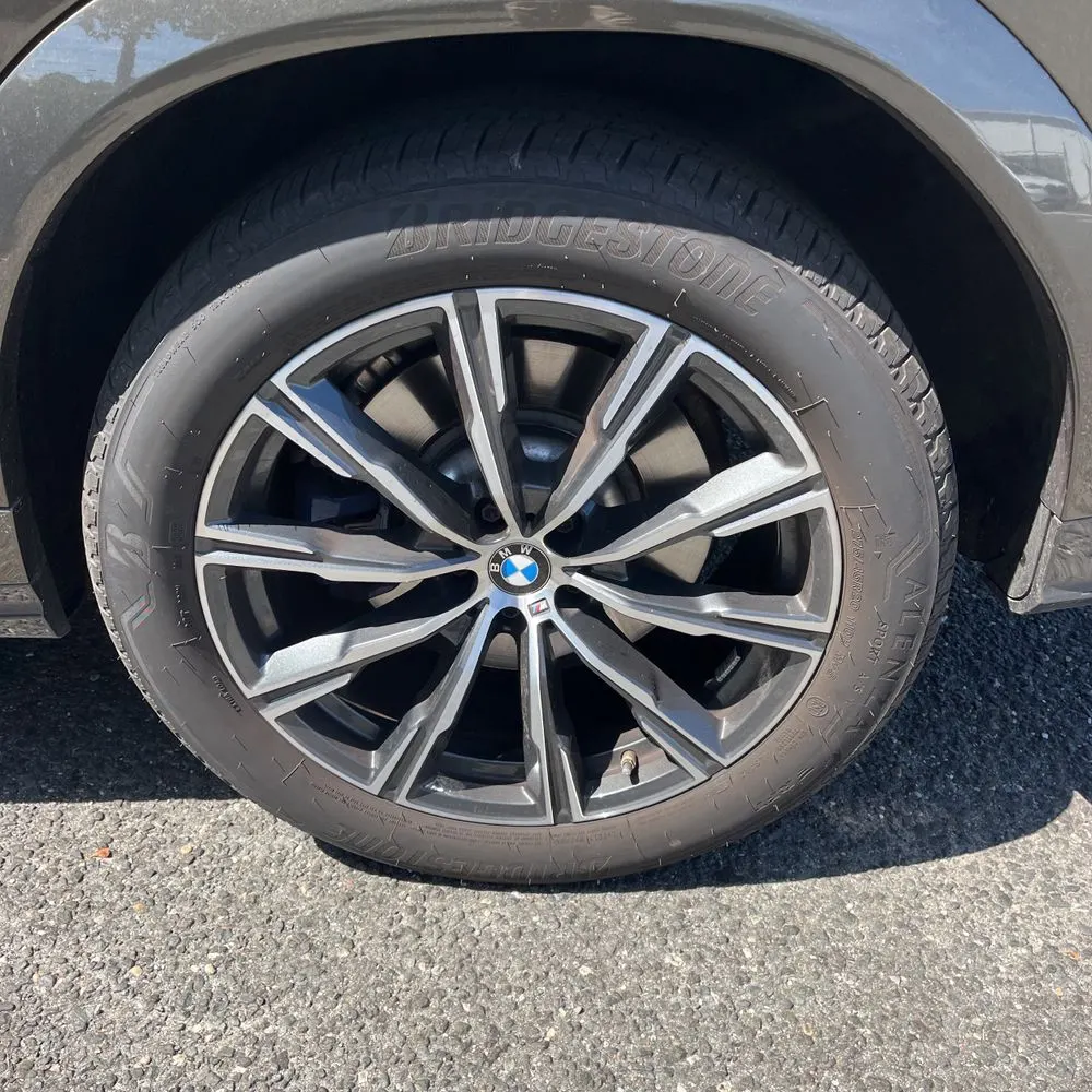 2023 BMW X6 M50i