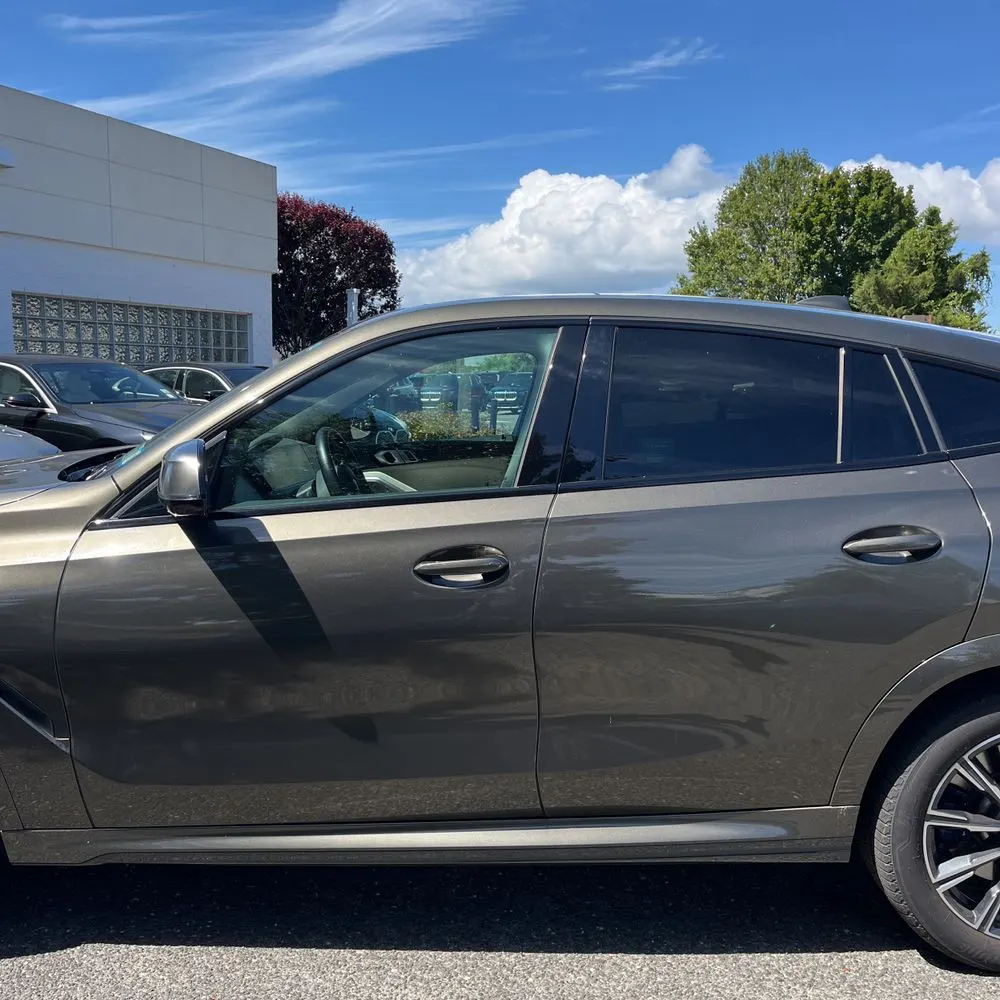 2023 BMW X6 M50i