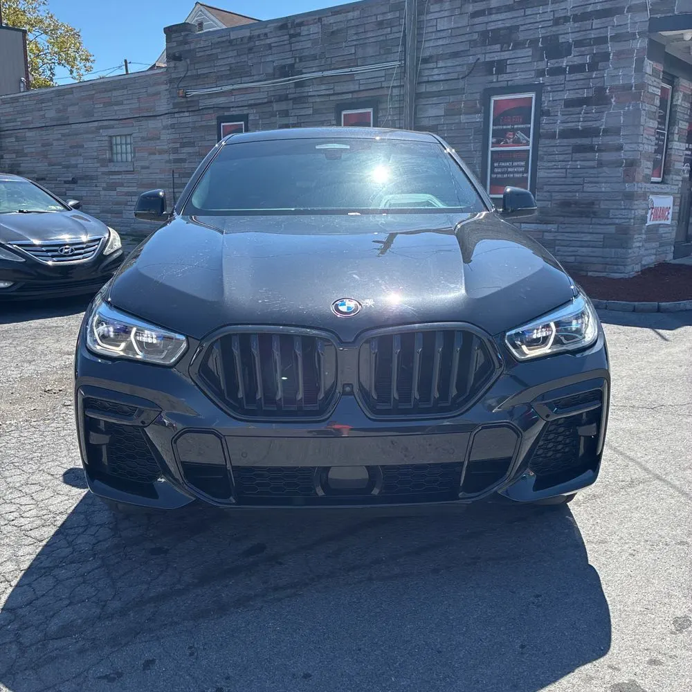 2023 BMW X6 M50i