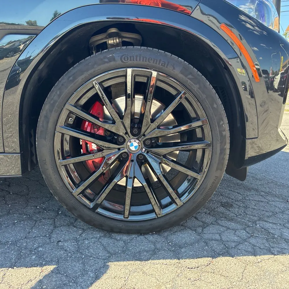 2023 BMW X6 M50i