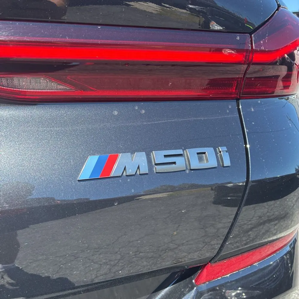 2023 BMW X6 M50i