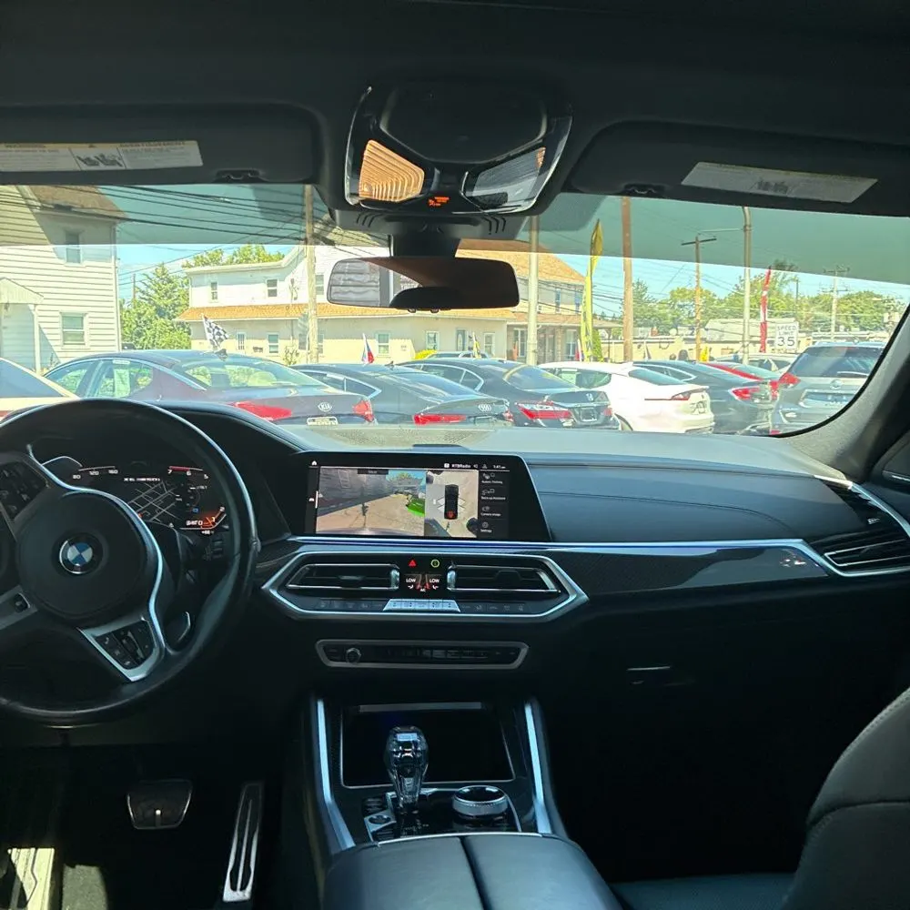 2023 BMW X6 M50i