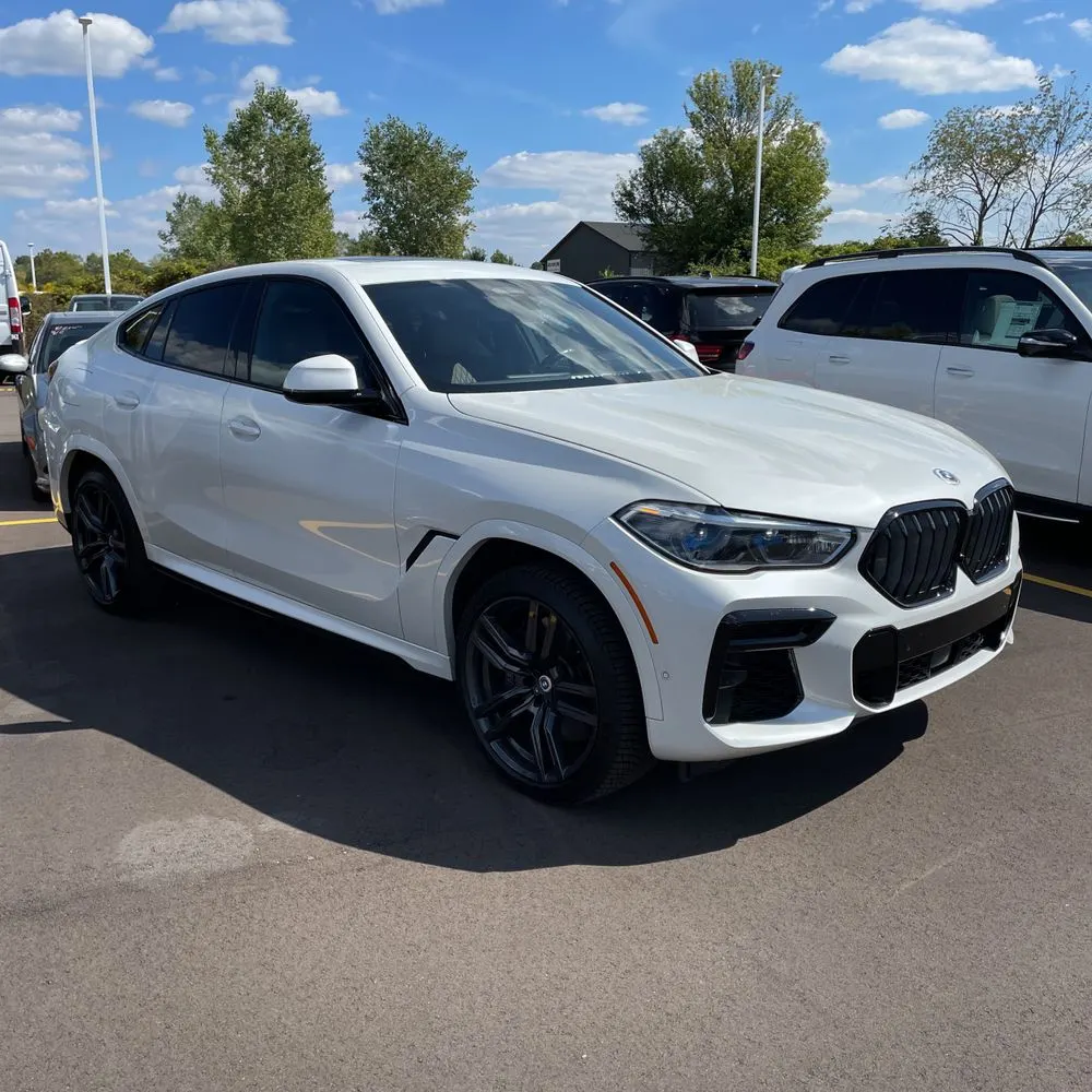 2023 BMW X6 M50i
