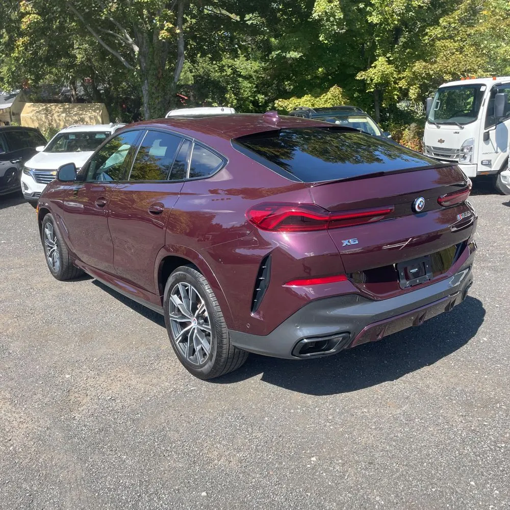 2023 BMW X6 M50i