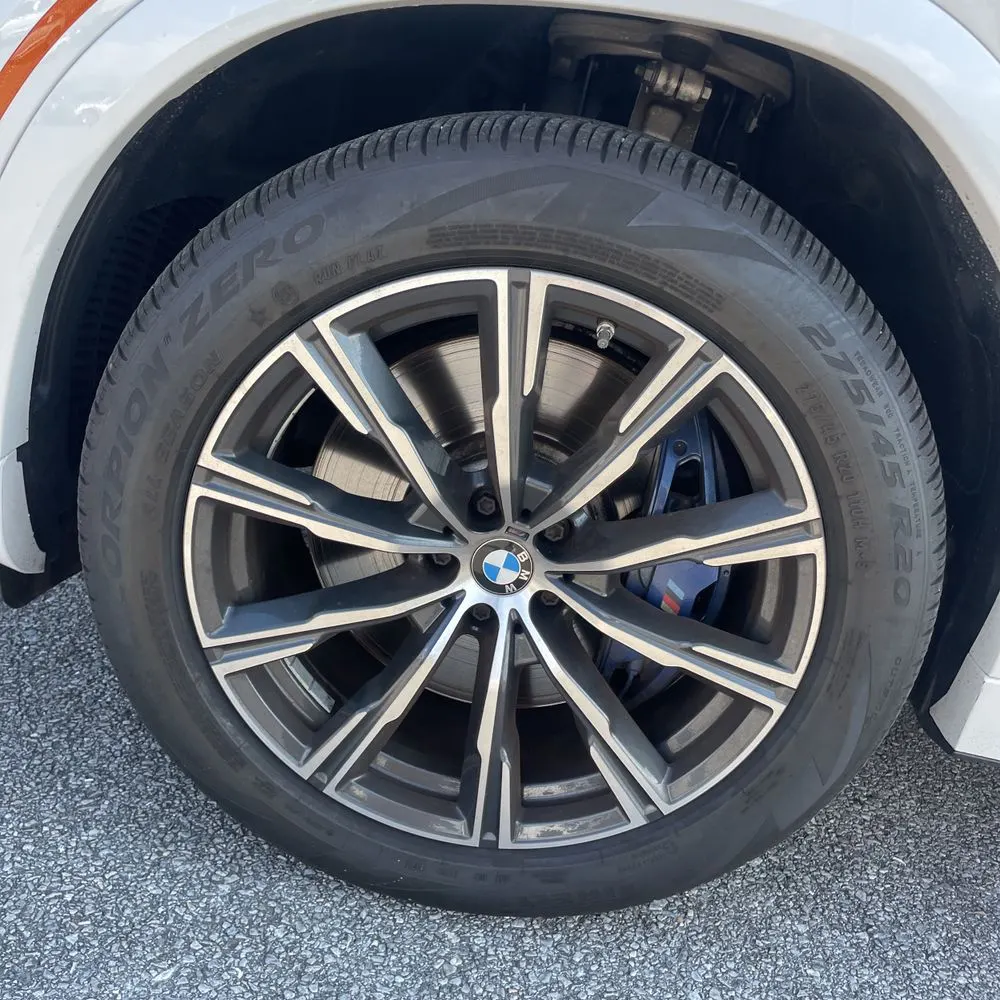 2022 BMW X6 M50i