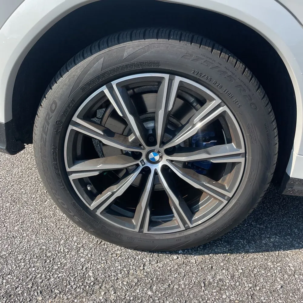 2022 BMW X6 M50i