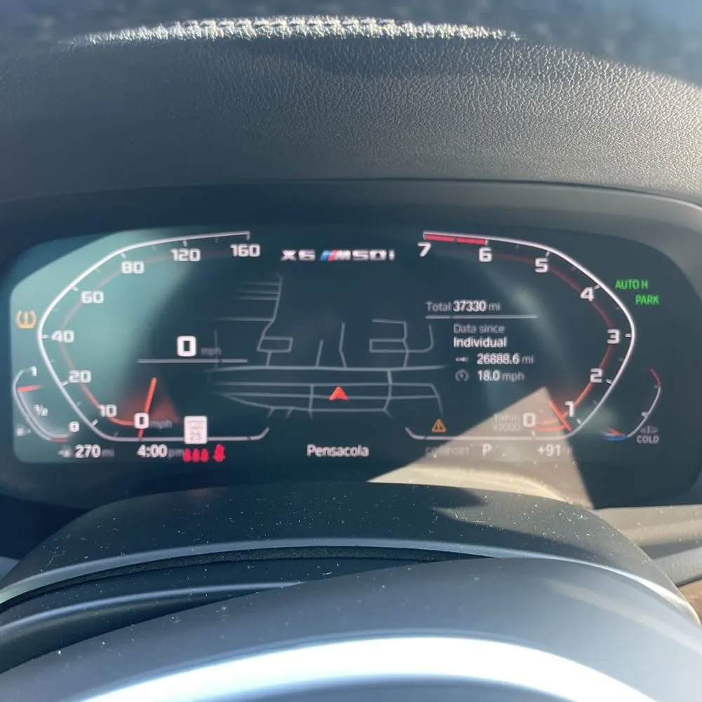 2022 BMW X6 M50i