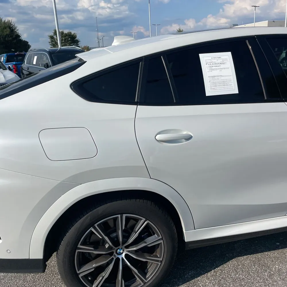 2022 BMW X6 M50i
