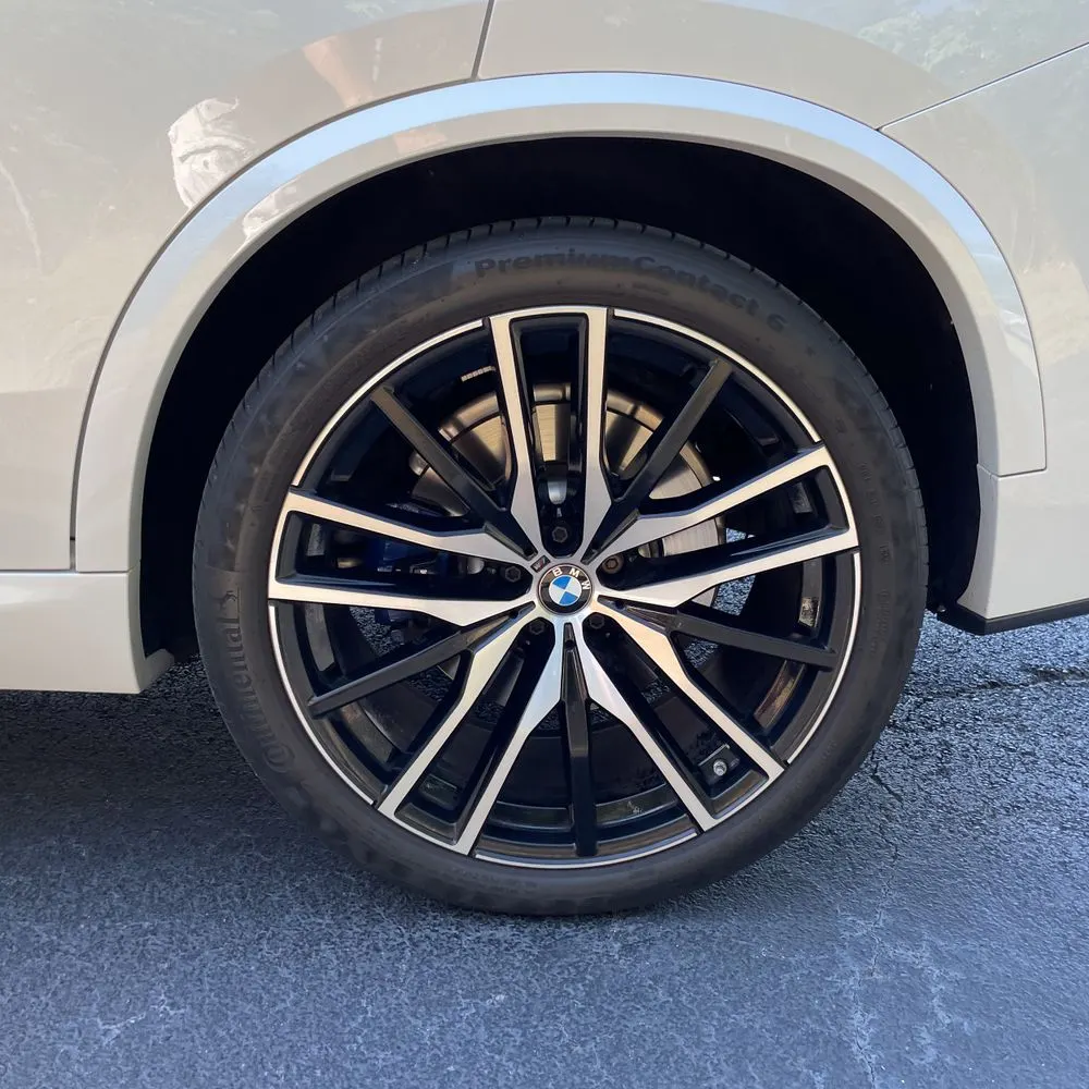 2023 BMW X5 M50i