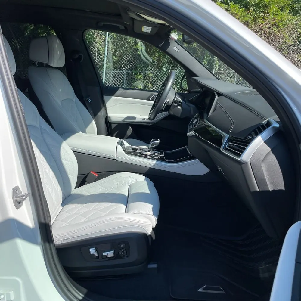 2023 BMW X5 M50i