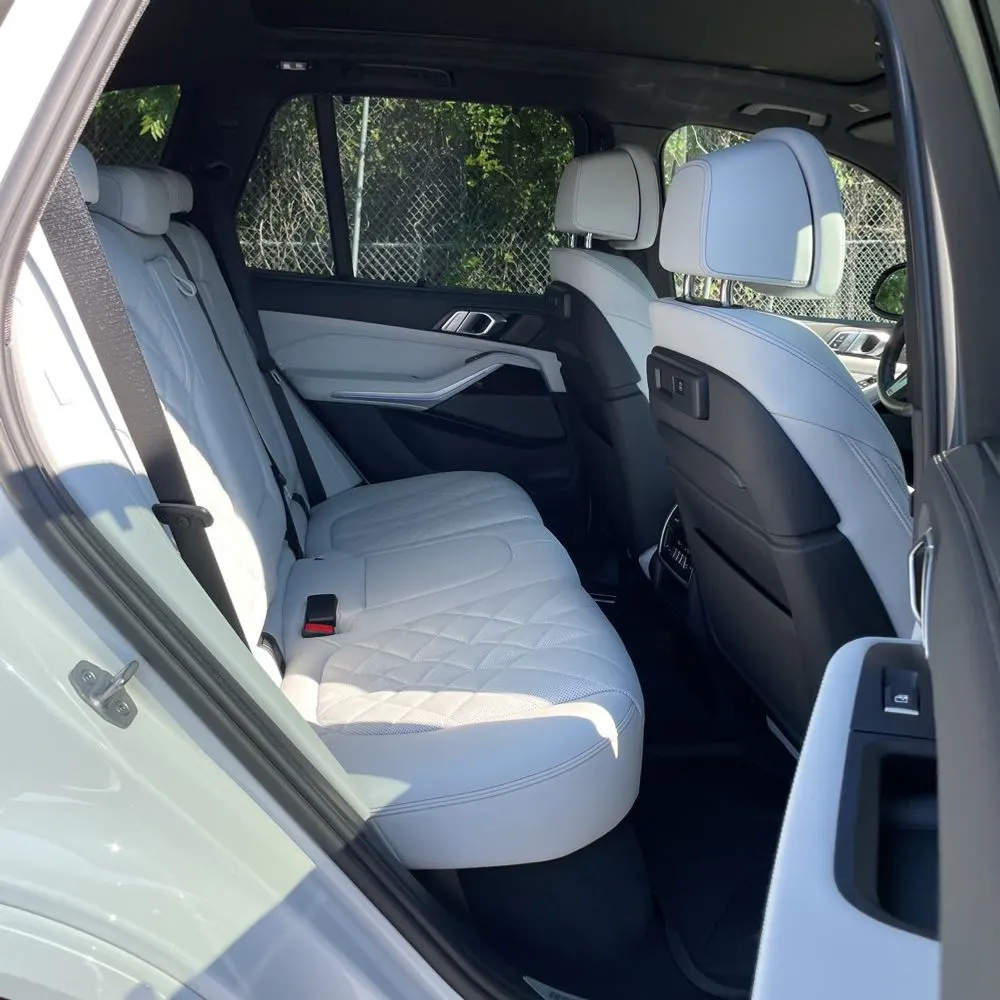 2023 BMW X5 M50i