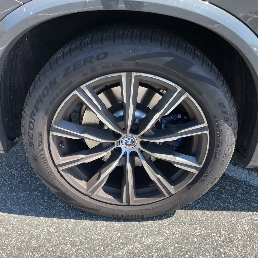 2023 BMW X5 M50i