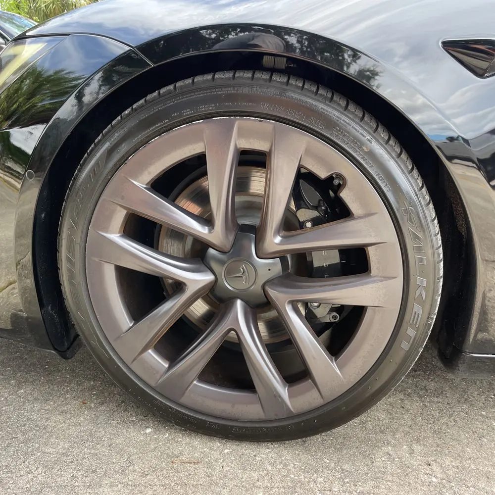 2021 Tesla Model S Plaid
