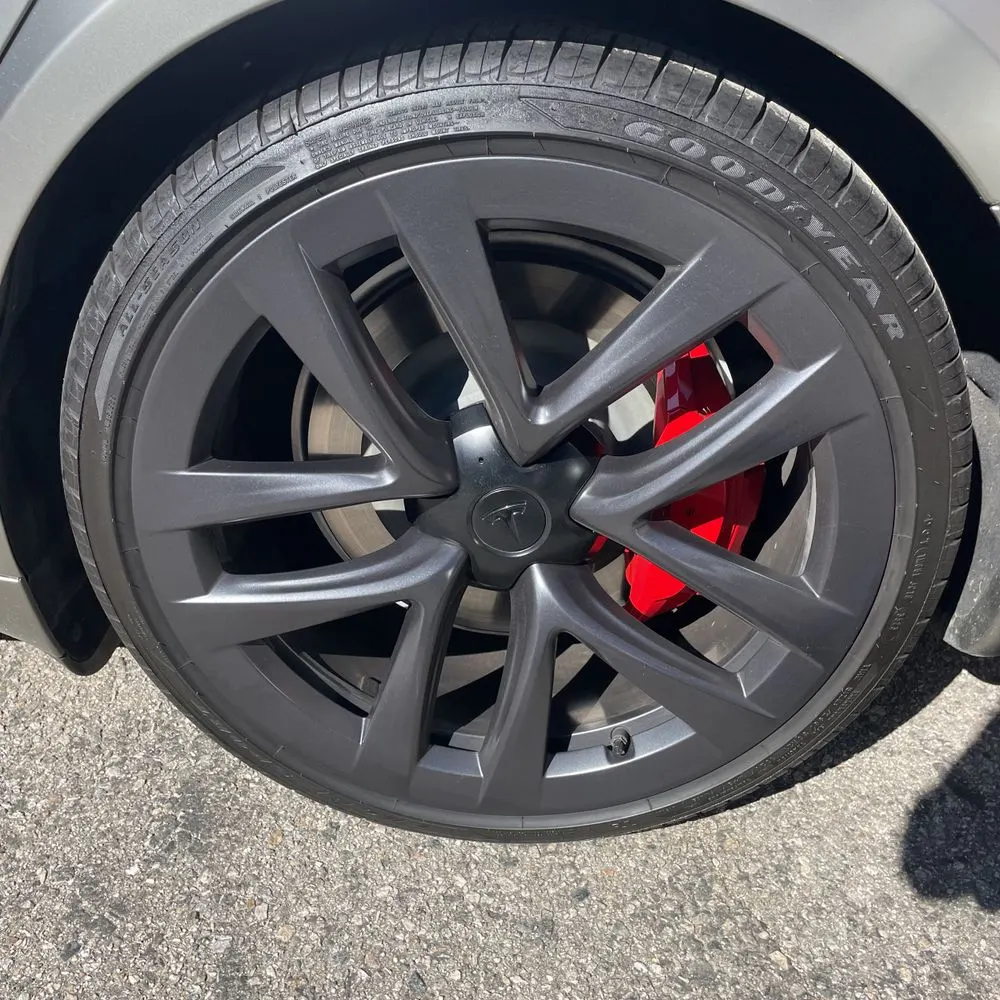 2023 Tesla Model S Plaid