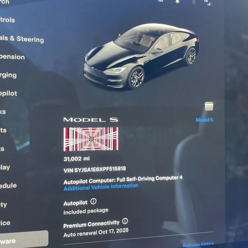 2023 Tesla Model S Plaid