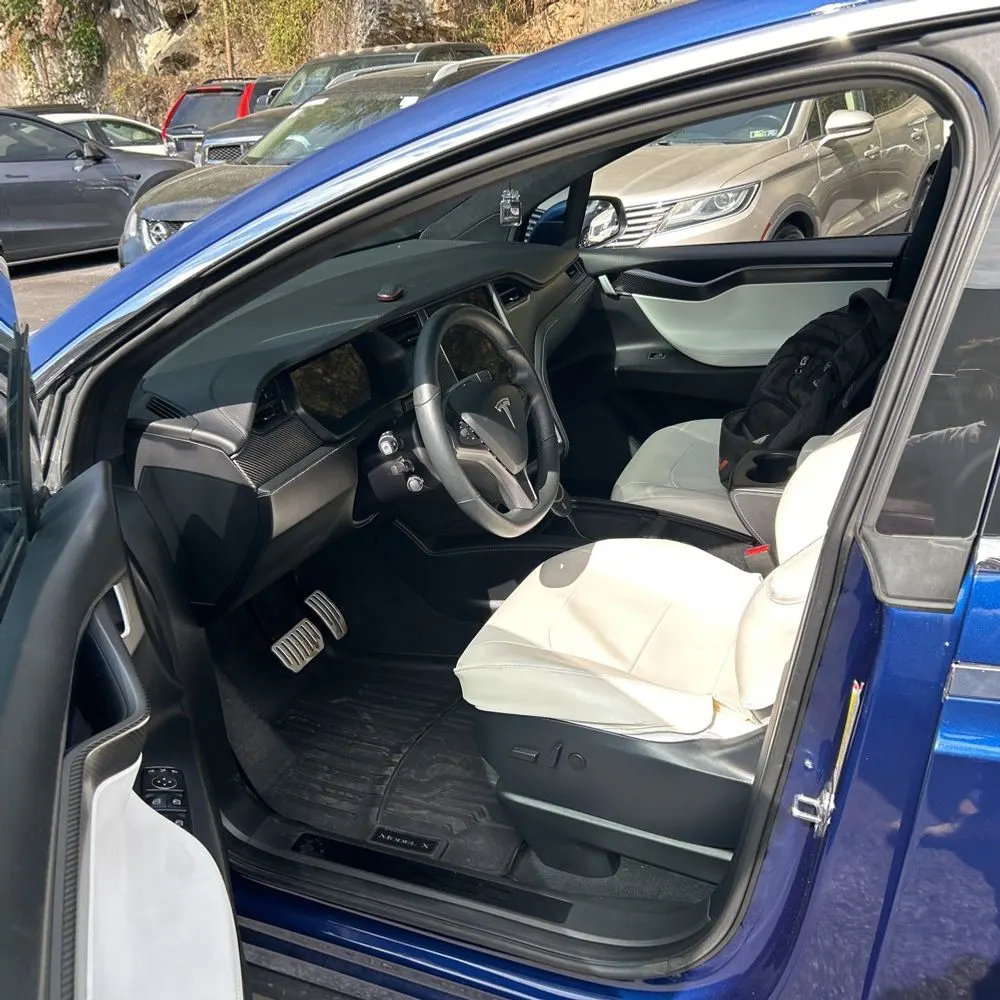 2021 Tesla Model X Plaid