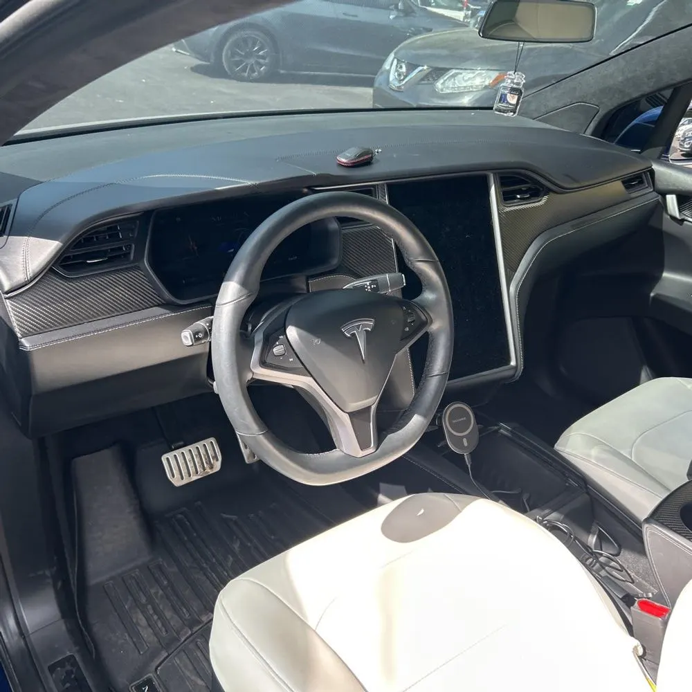 2021 Tesla Model X Plaid