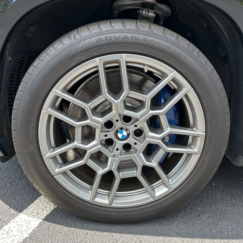 2023 BMW XM Base