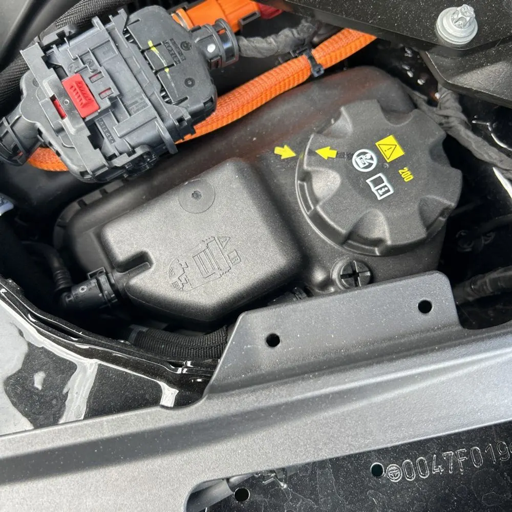 2023 BMW XM Base
