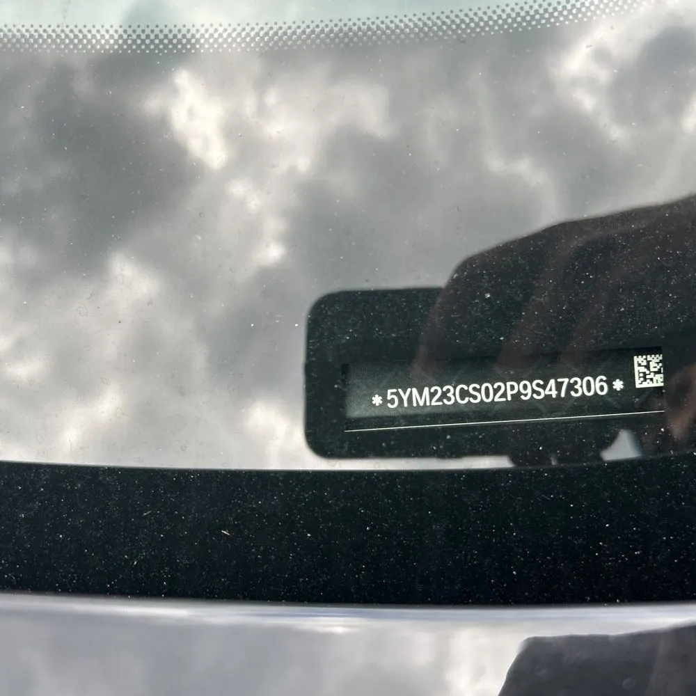 2023 BMW XM Base