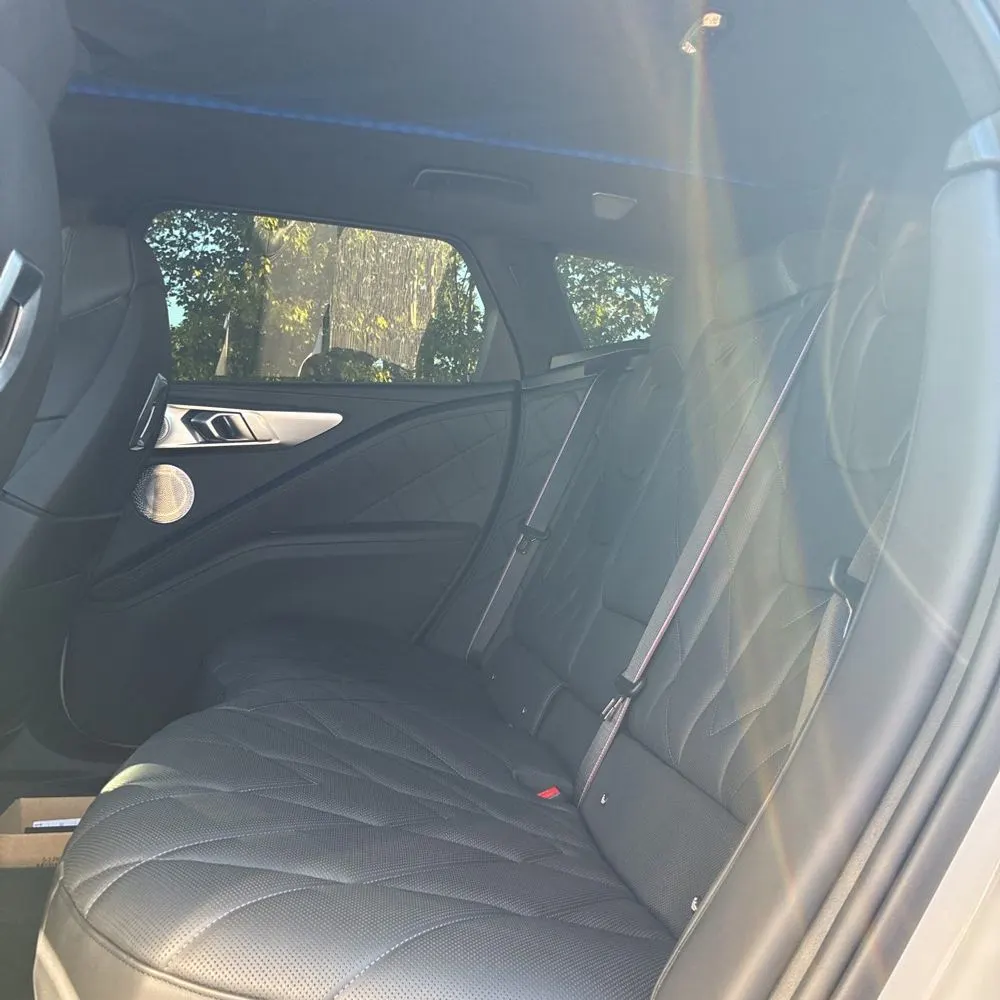2023 BMW XM Base