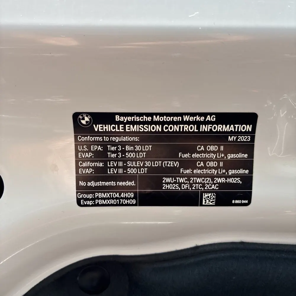 2023 BMW XM Base