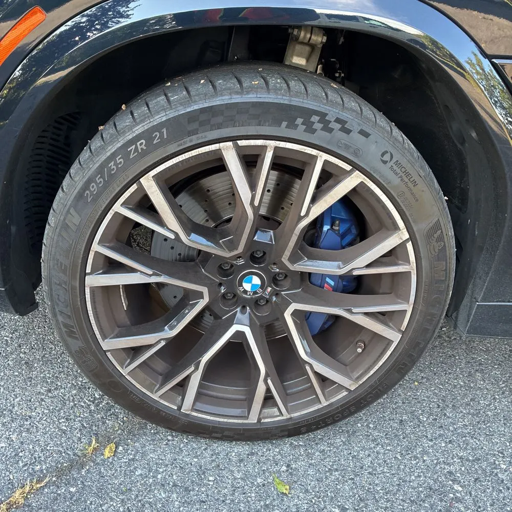 2021 BMW X6 M