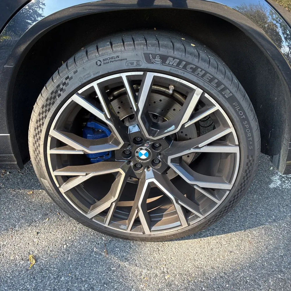 2021 BMW X6 M