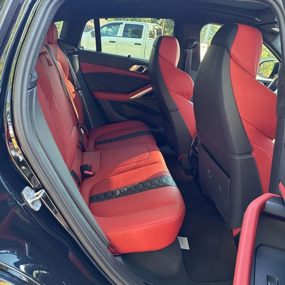 2021 BMW X6 M