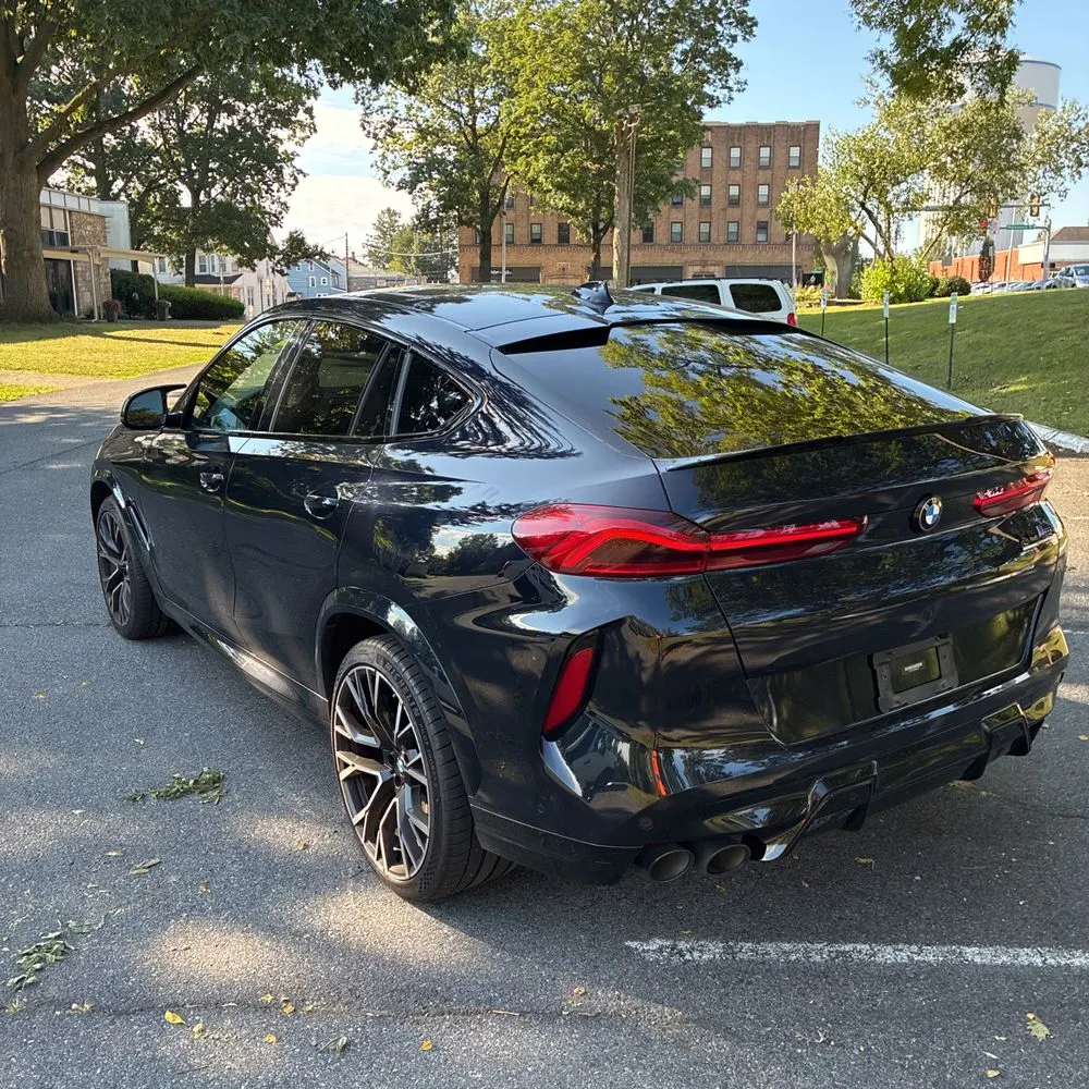 2021 BMW X6 M