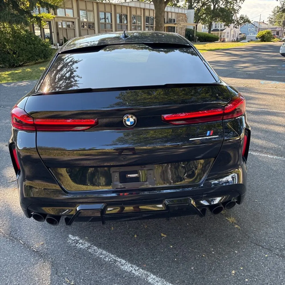 2021 BMW X6 M