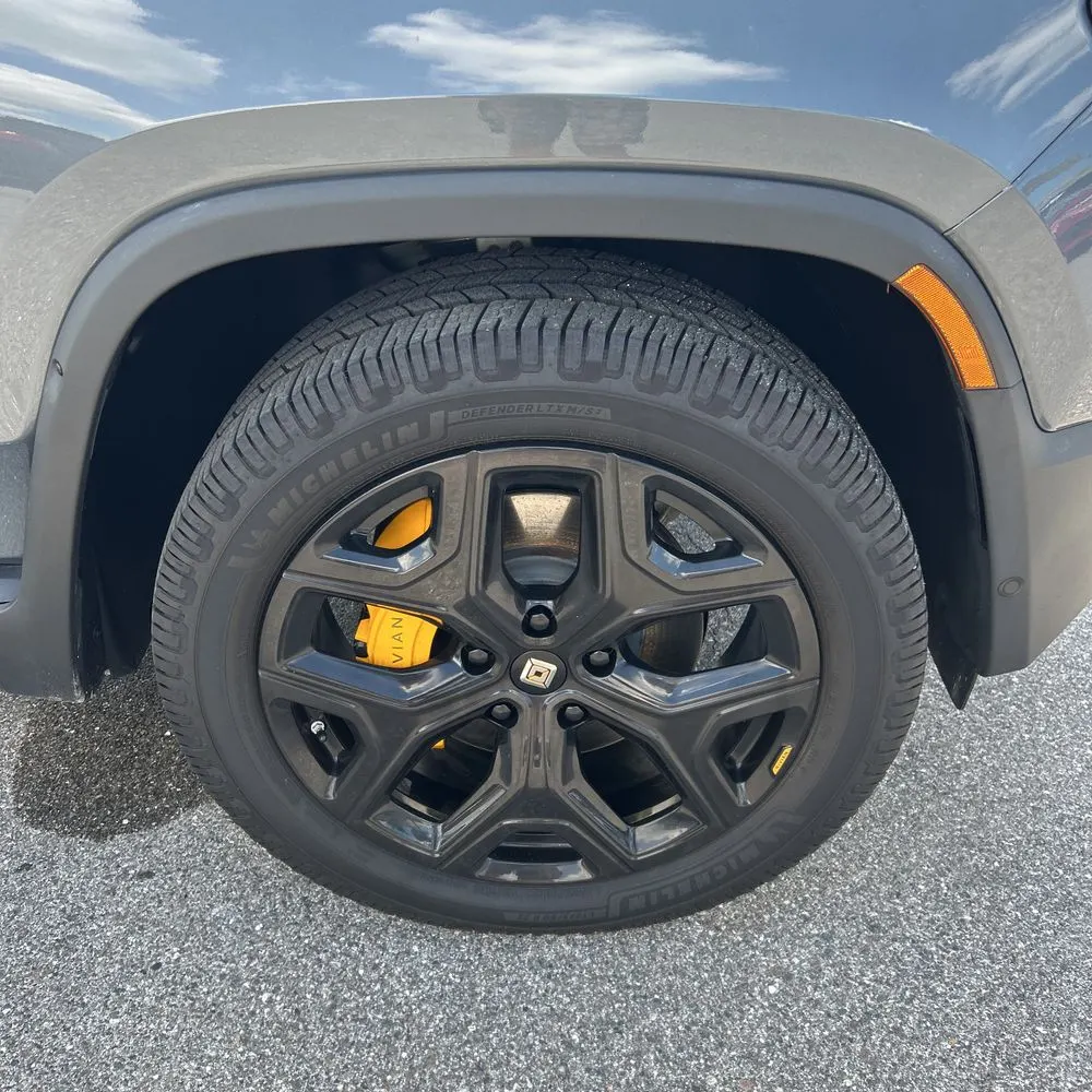 2022 Rivian R1T Adventure