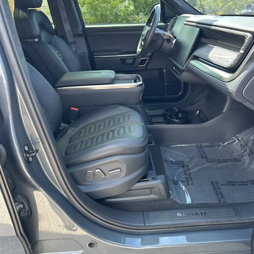 2022 Rivian R1T Adventure