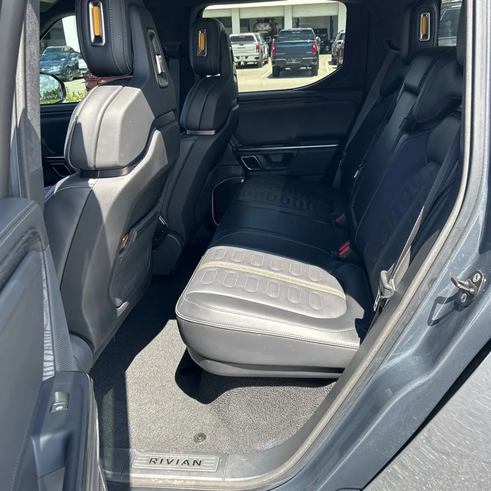 2022 Rivian R1T Adventure
