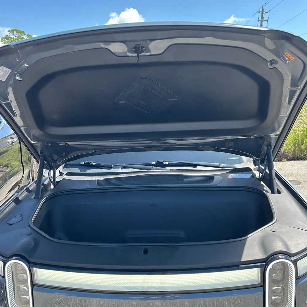 2022 Rivian R1T Adventure