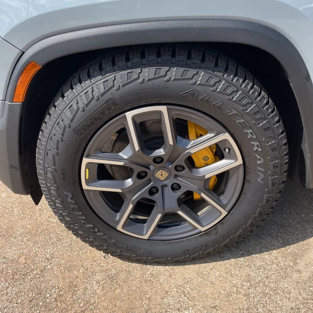 2022 Rivian R1T Adventure
