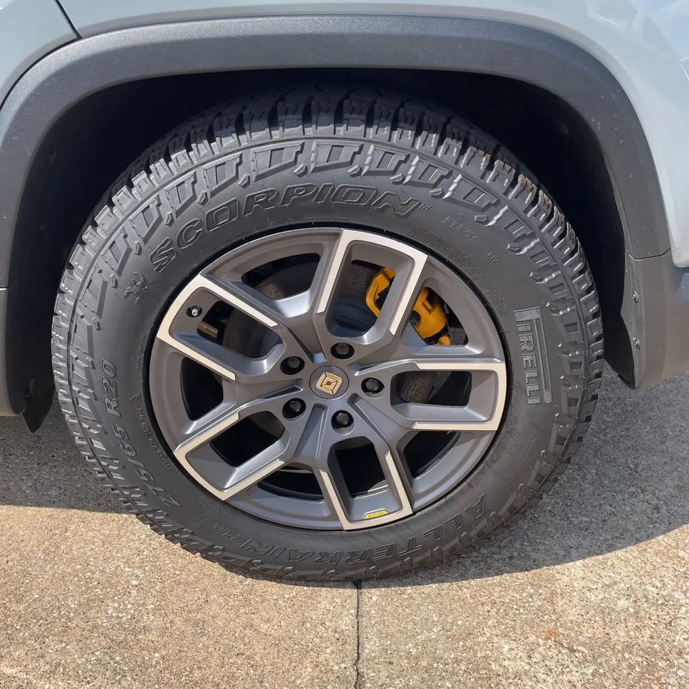 2022 Rivian R1T Adventure