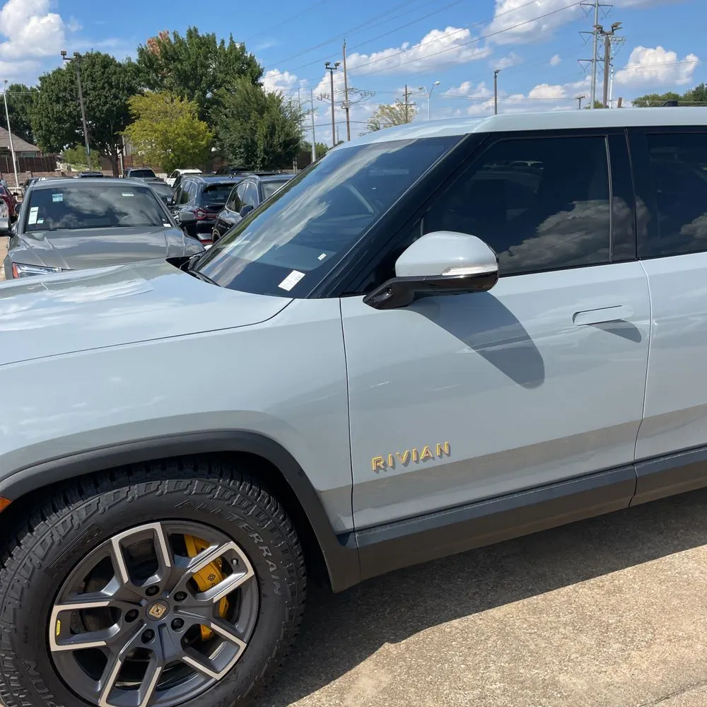 2022 Rivian R1T Adventure