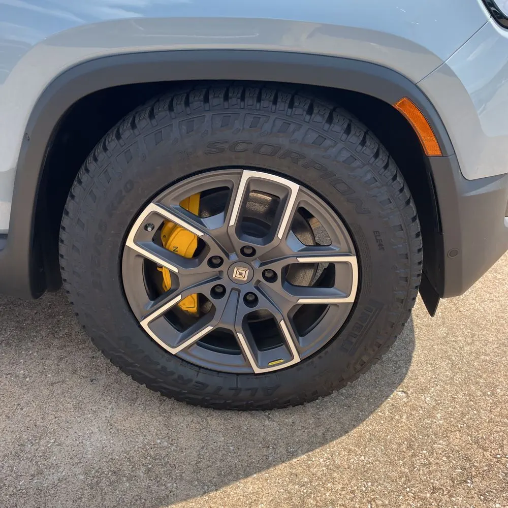 2022 Rivian R1T Adventure