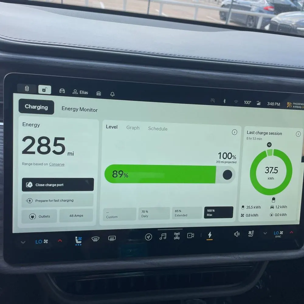 2022 Rivian R1T Adventure