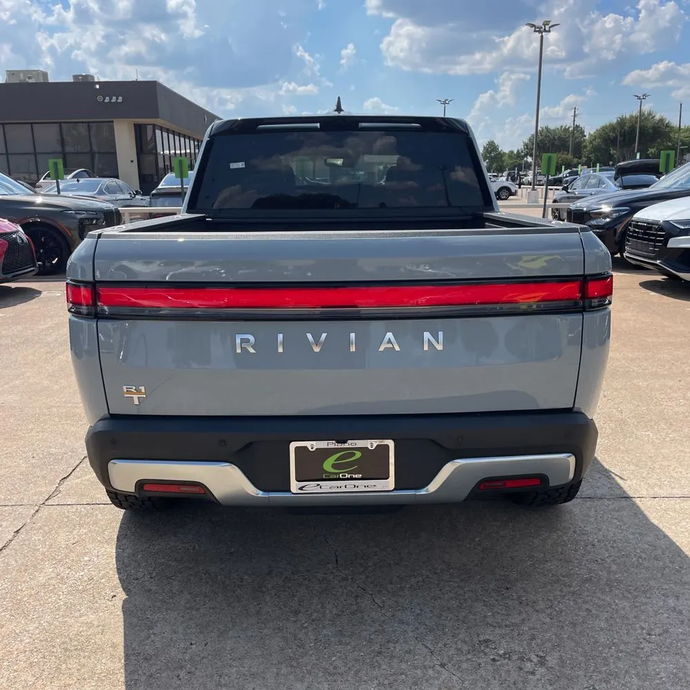 2022 Rivian R1T Adventure