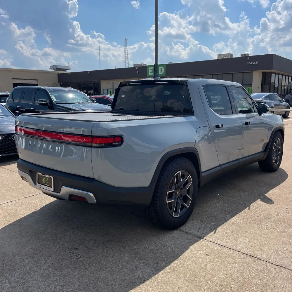 2022 Rivian R1T Adventure