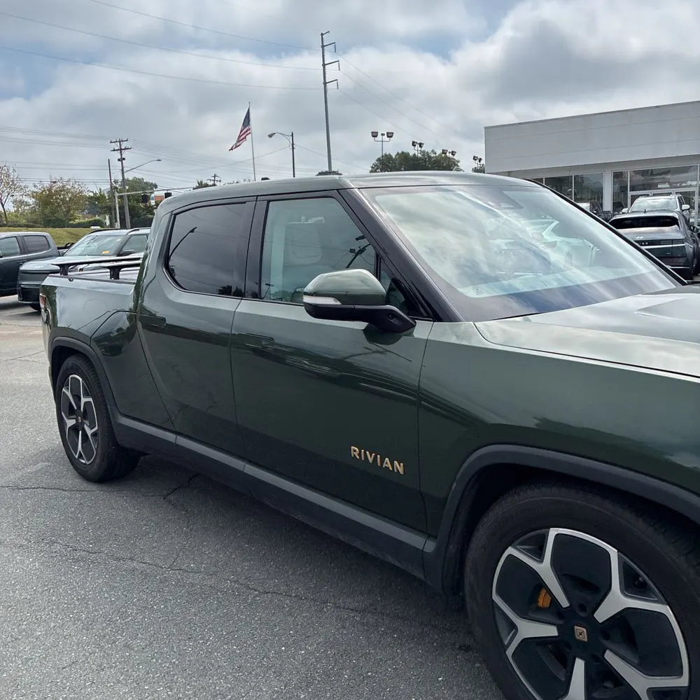 2023 Rivian R1T Adventure Quad-Motor