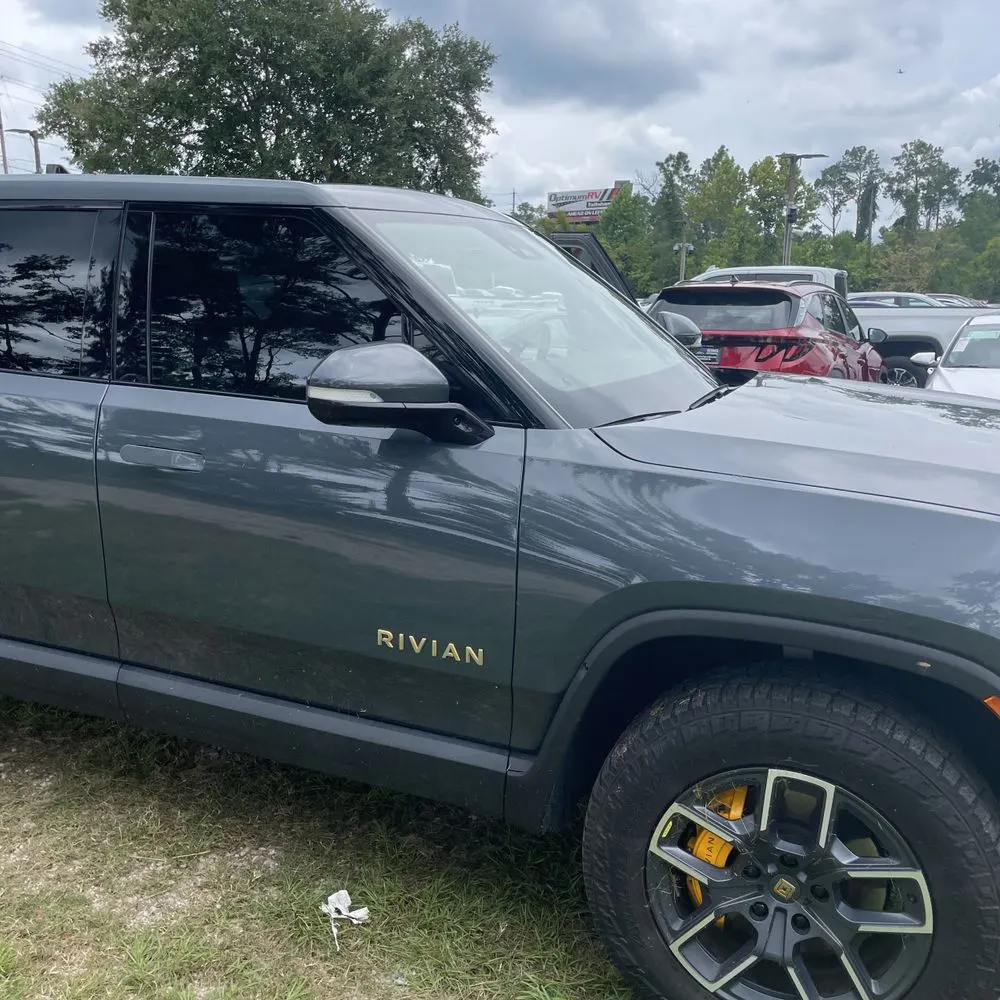 2022 Rivian R1T Launch Edition